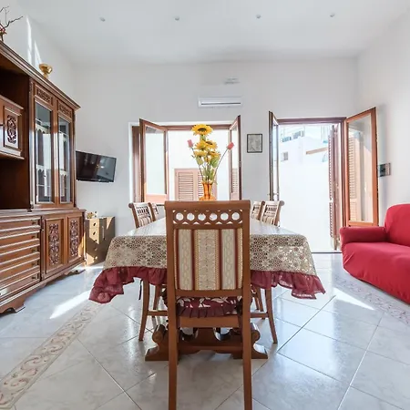 Holiday home Casa Sole A Canneto